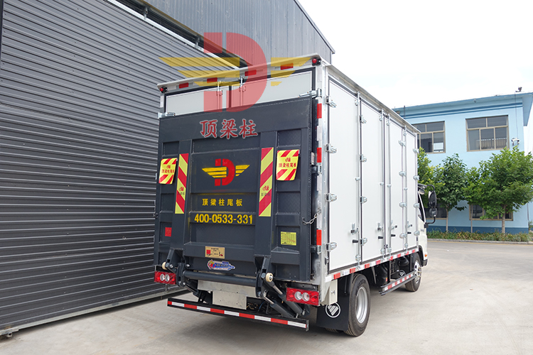 3.0T懸(xuan)臂式汽車尾(wěi)闆