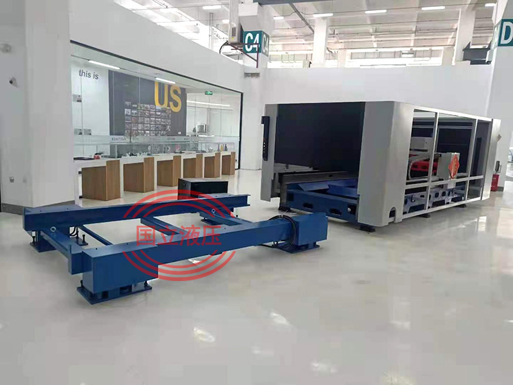 激光(guāng)交換平(píng)台