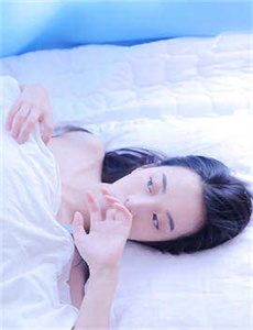程莉