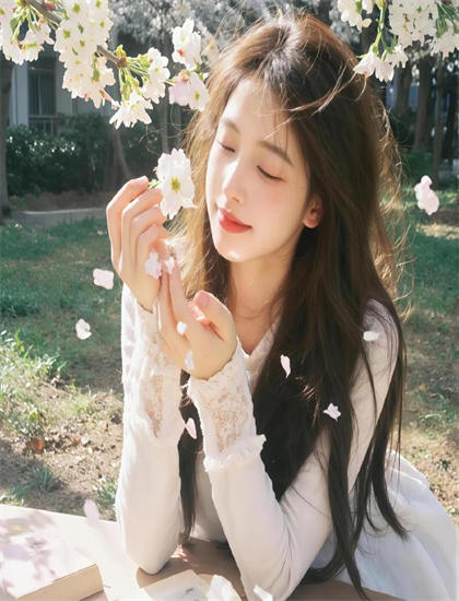 《南江村的妇女》开场分析：第一印象与叙事建立